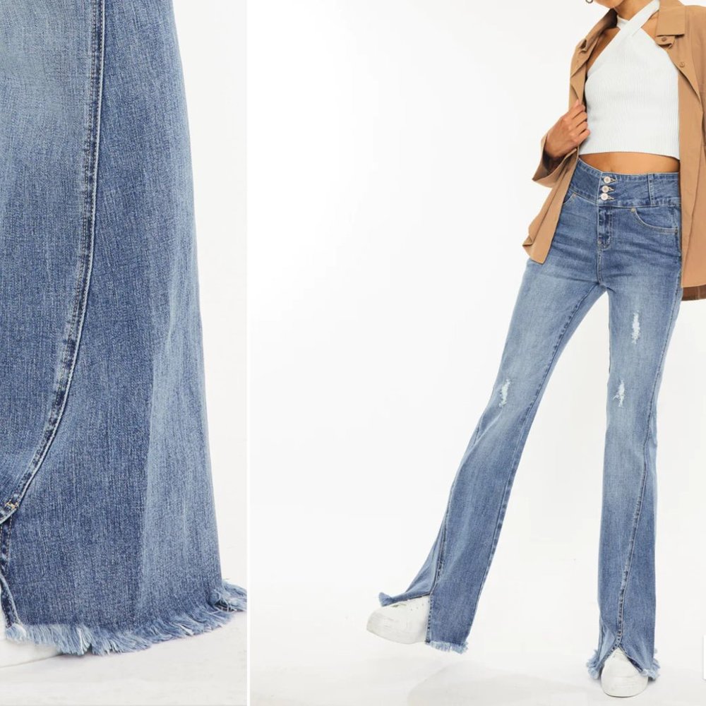 Kancan Miranda Ultra High Rise Flare Jeans Frayed Denim Size 3/25 Bell bottoms